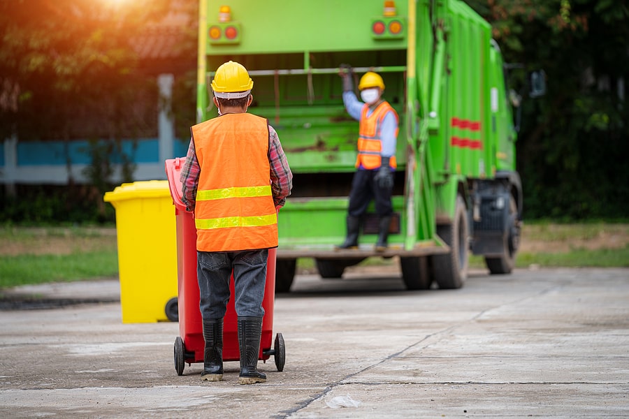 Dump Truck and Garbage Truck Hazards: What to Expect on the Road