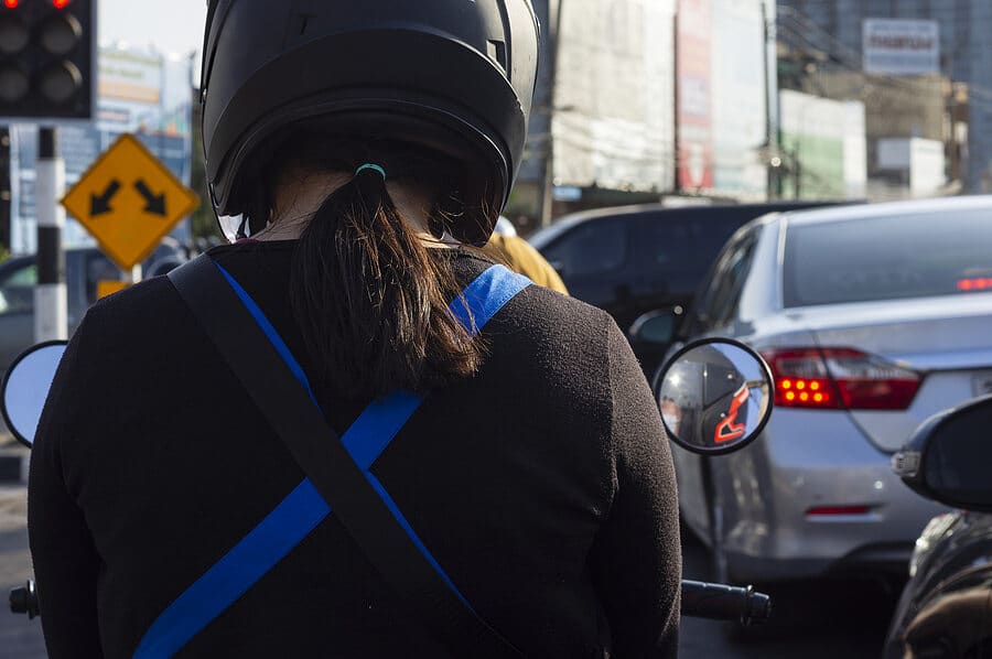 How Motorcycle Helmet Laws Can Help Protect You in Accident Cases